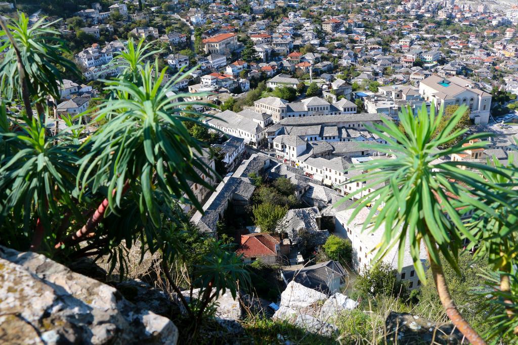 Stone City Hostel Gjirokastër Dış mekan fotoğraf