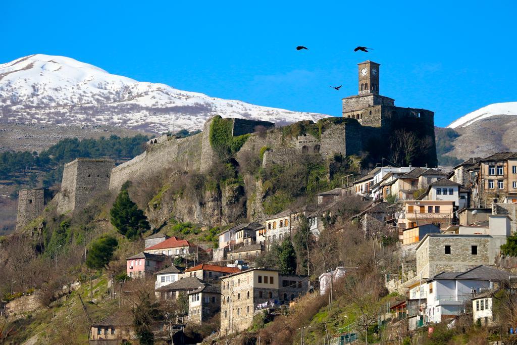 Stone City Hostel Gjirokastër Dış mekan fotoğraf